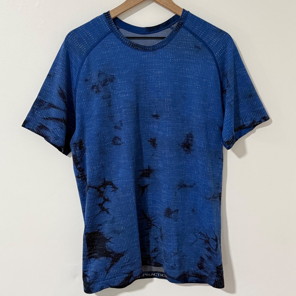 Lululemon Metal Vent Tech Shirt Mens L Blue Tie Dye Short Sleeve Gym Workout
